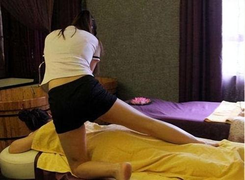 按摩技师国产小视频